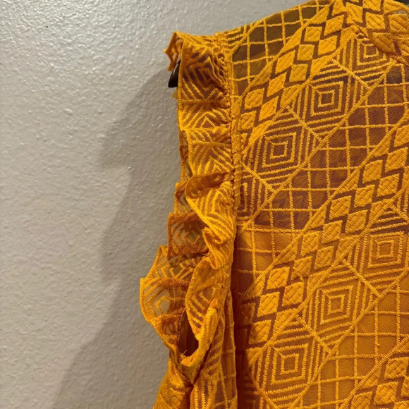 Calligraphie Yelow Goldenrod Lace Sleeveless Ruffle Sleeve Top High Neck Sz XL - Picture 4 of 10